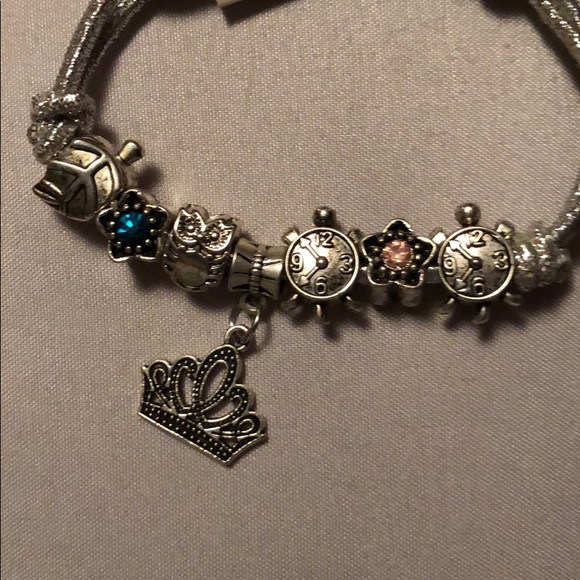 Bracelet - Picture 3 of 3